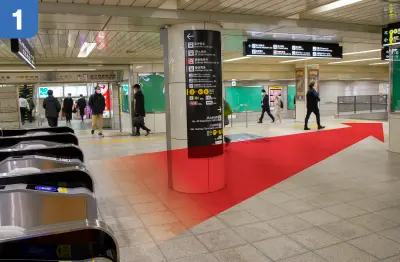 四つ橋線西梅田駅西口改札口を出たら北新地駅方面を目指します。